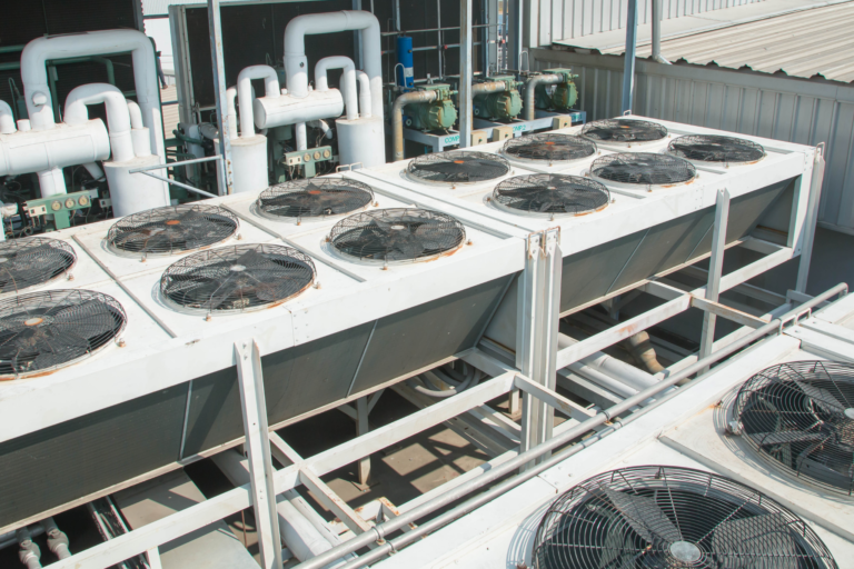 COMPONENTES CLAVE EN LA REFRIGERACIÓN INDUSTRIAL