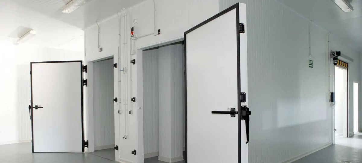 Cold room corridor